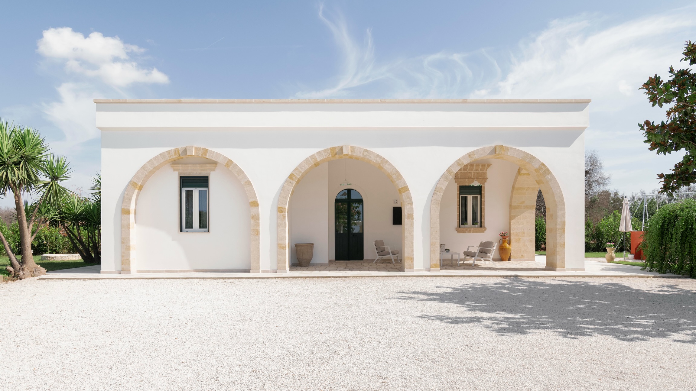The white facade by day